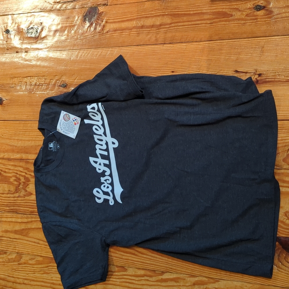 New dodgers Tshirt
